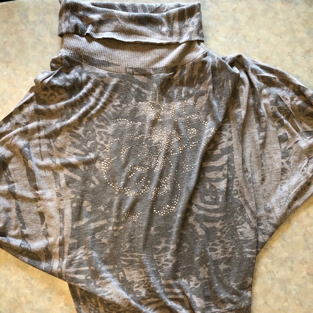 Women’s sweater